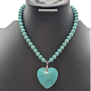 Silver Tone Howlite Beaded Heart Pendant Toggle Clasp 17" Necklace